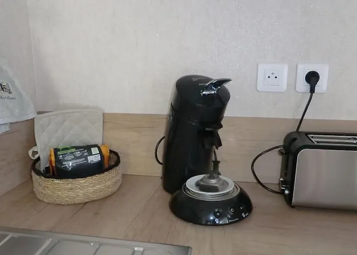 Lachevalle * Saint-Jean-dʼAngély