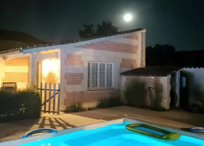 Сasa de vacaciones Lachevalle Saint-Jean-dʼAngély